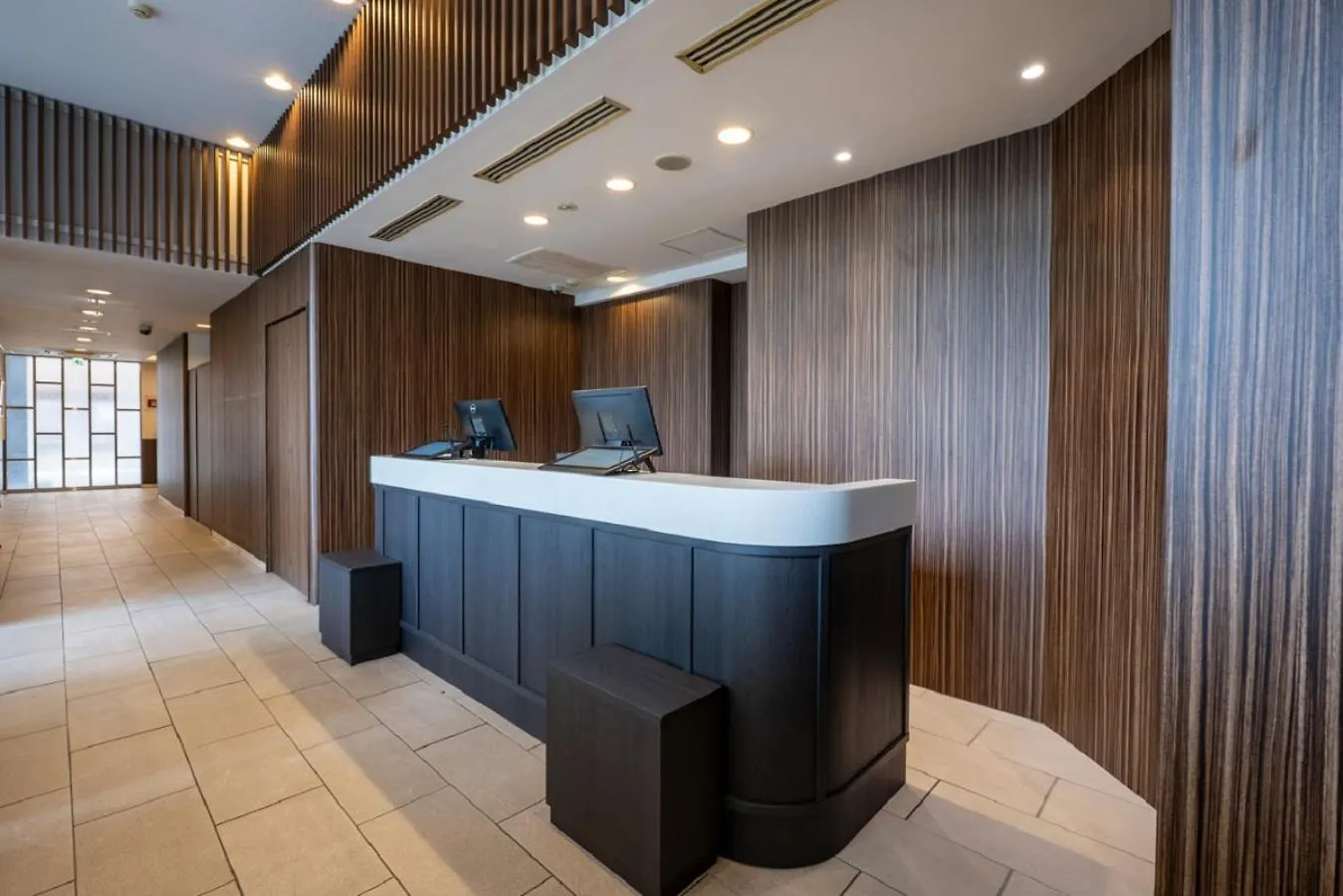 Washington R&Bhotel Tokyotoyocho Japan